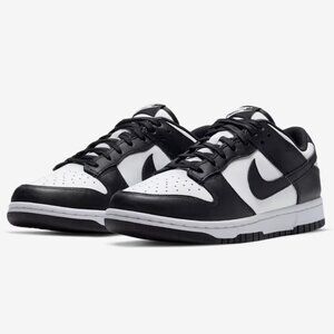 Nike Women’s Dunk Low Sneakers